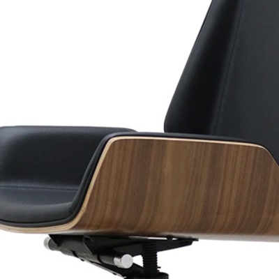 Zeitgen&ouml;ssischer ergonomischer B&uuml;rostuhl mit verstellbarer Sitzh&ouml;he