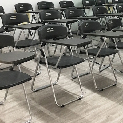 Sedia da conferenza con schienale medio Sedia da ufficio ergonomica contemporanea