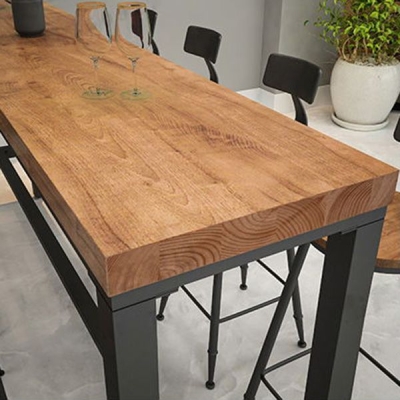 Rechteckiger Bartisch mit Kiefernholzplatte, industrieller Bartisch mit schwarzem Bockgestell