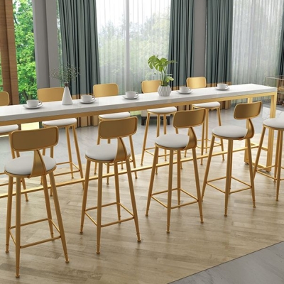 Barhocker mit wei&szlig;em Kissen, moderner Barhocker mit Metallbeinen