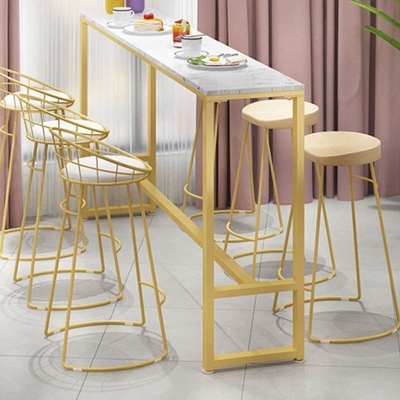 Glamour&ouml;ser Pub-Tisch in Barh&ouml;he mit Kunstmarmorplatte und goldenem Sockel