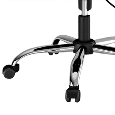 Moderner B&uuml;rostuhl mit Netz-Kippmechanismus und verstellbaren Armlehnen