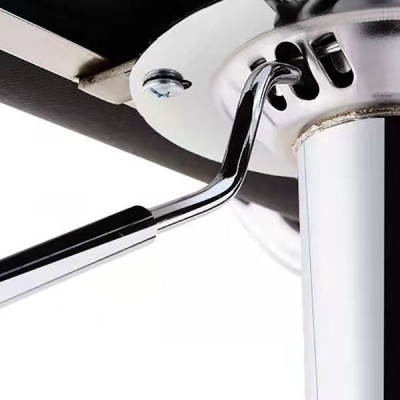Skandinavischer Metall-Barhocker, Samt-Hocker mit niedriger R&uuml;ckenlehne und Fu&szlig;st&uuml;tze f&uuml;r die Bar