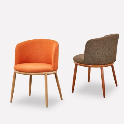 Stoff-Esszimmerstuhl im modernen Stil mit niedriger R&uuml;ckenlehne f&uuml;r das Esszimmer