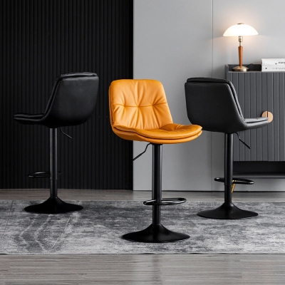 Sgabello da bar scandinavo in metallo e ecopelle, con schienale basso e base in ferro