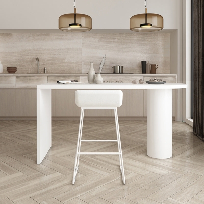 Moderner Freiformtisch aus Massivholz f&uuml;r die K&uuml;che, das Wohnzimmer, das Kaffeezimmer