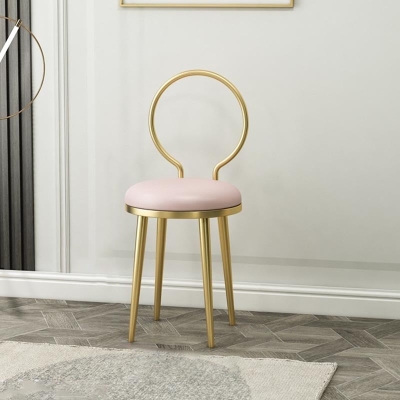 Glamour-Esszimmerstuhl aus Samt mit offener R&uuml;ckenlehne und goldenen Beinen in mattem Finish