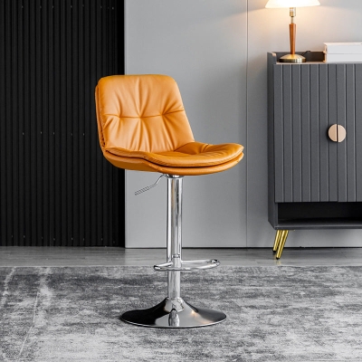 Sgabello da bar scandinavo in metallo e ecopelle, con schienale basso e base in ferro