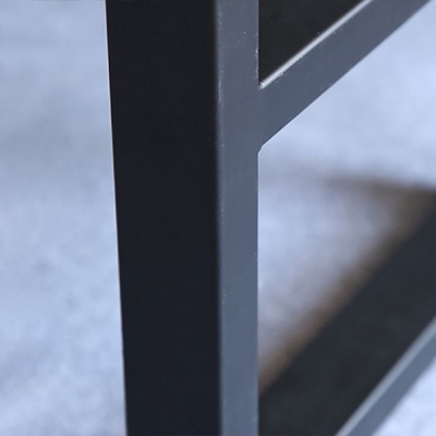 Bar-Esstisch aus Kiefernholz, rechteckiger Bartisch im industriellen Stil mit Bock f&uuml;r den Balkon