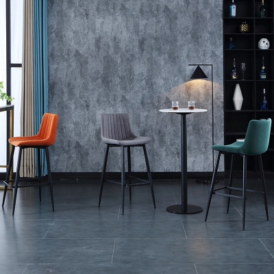 Moderner Samt-Barhocker mit R&uuml;ckenlehne und Thekenhocker f&uuml;r das Esszimmer