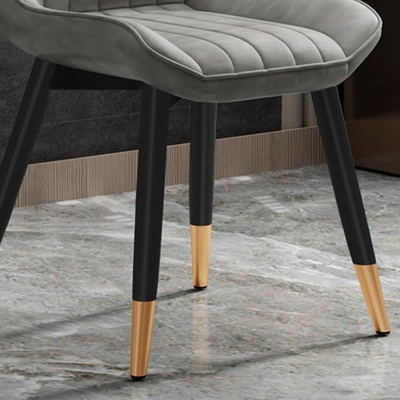 Glamour&ouml;ser Parsons Chair aus Kunstleder mit mattem Finish f&uuml;r Zuhause