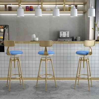 Industrieller armloser, anhebbarer Thekenhocker, Caf&eacute;-Barhocker aus Eisen mit Pedal