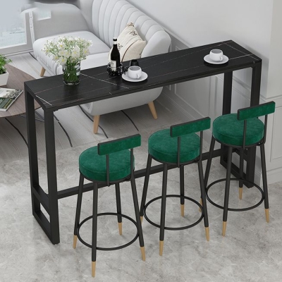 Glam gepolsterter Thekenhocker, barhoher Barhocker mit niedriger R&uuml;ckenlehne und Metallgestell